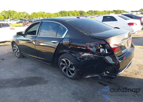 2017 Honda Accord Ex-L z USA, uszkodzony, nr VIN 1HGCR2F8XHA196581